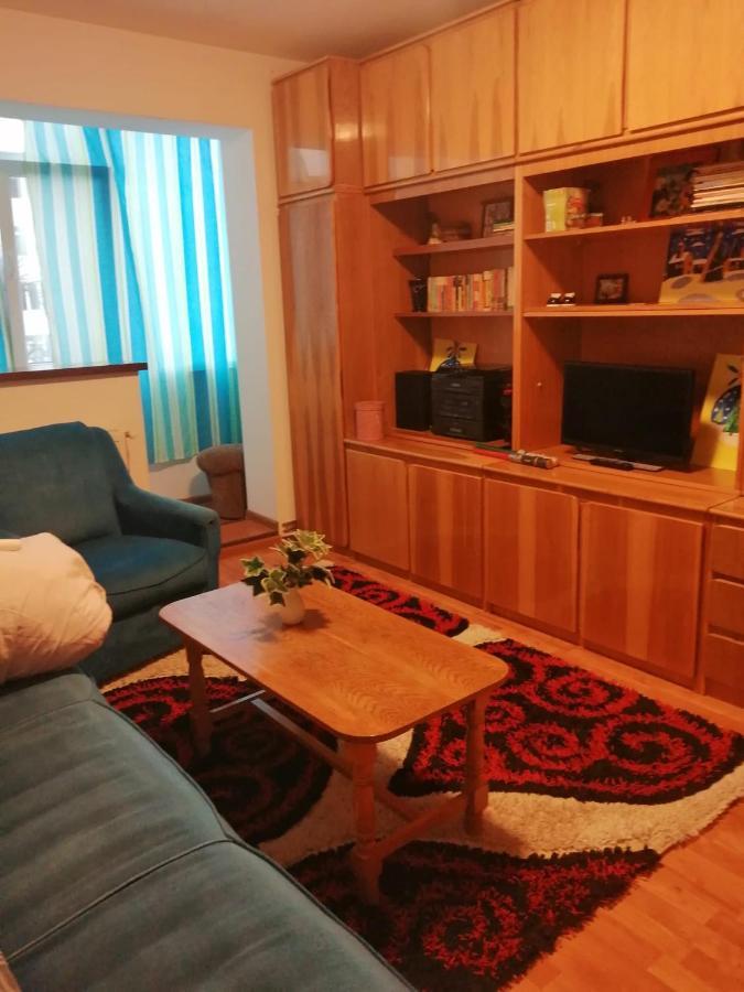 Apartment Valea Azugii Azuga Bagian luar foto